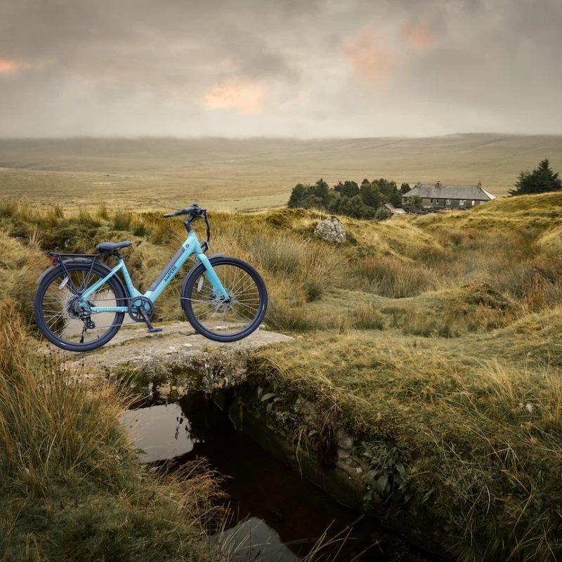 Ampere Deluxe Step Through 26 Inch Wheel Electric Bike Blue 4 Ampere Deluxe Step Through 26 Inch Wheel Electric Bike Blue - Image 2