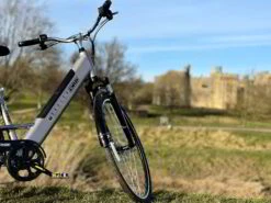 Dallingridge Harlow 700c Wheel Electric Bike Silver