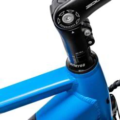 Ampere Hilux 700c Wheel Electric Bike Black And Blue 19 Ampere Hilux 700c Wheel Electric Bike Black And Blue -CycleKing Shop HILUX BLUE WEB208