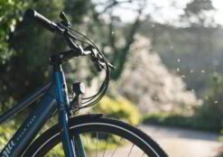 EMU Evo Step Through 700c Wheel Electric Bike Metallic Blue 20 EMU Evo Step Through 700c Wheel Electric Bike Metallic Blue -CycleKing Shop emu20107 2